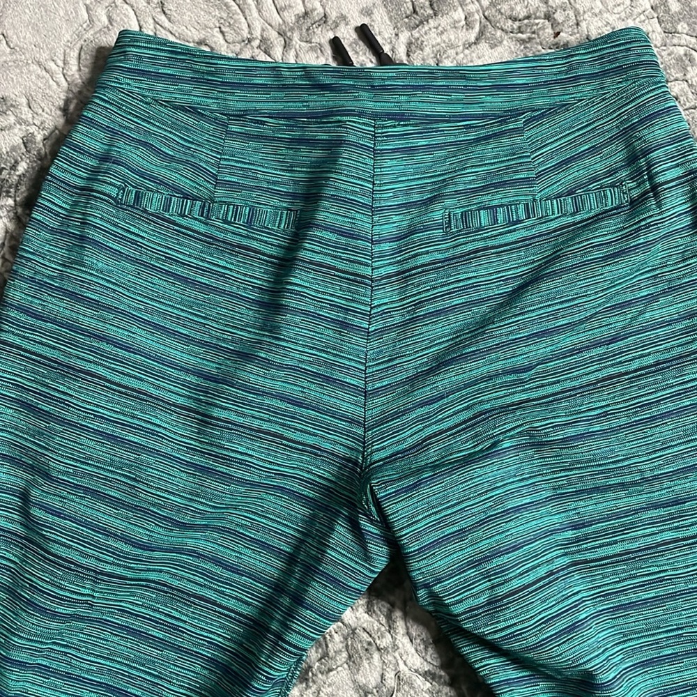Lululemon Jet Crop Slim Pants - Picture 3 of 3